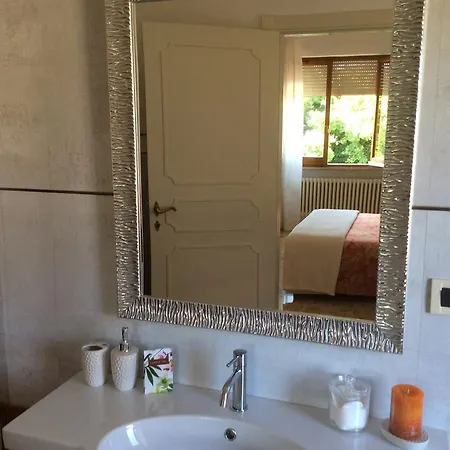 فندق مبيت وإفطار L'oasi Nel Borgo