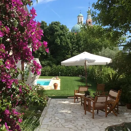 Bed and breakfast L'oasi Nel Borgo