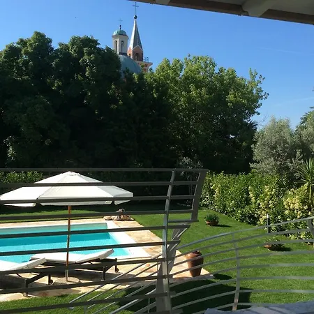 L'oasi Nel Borgo Bed and breakfast Nereto