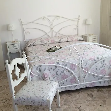L'oasi Nel Borgo فندق مبيت وإفطار